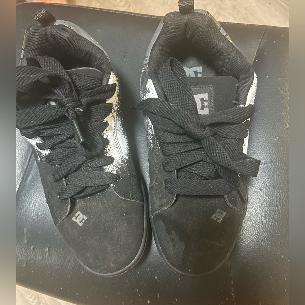 Men’s court dc shoes